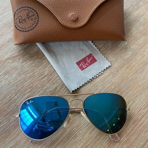 Ray-Ban Women's Classic Aviator Flash Blue Lenses